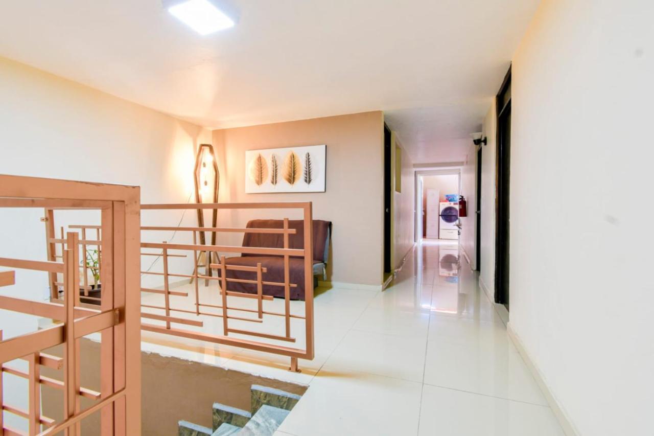 Hostal Vitta Guadalajara Esterno foto