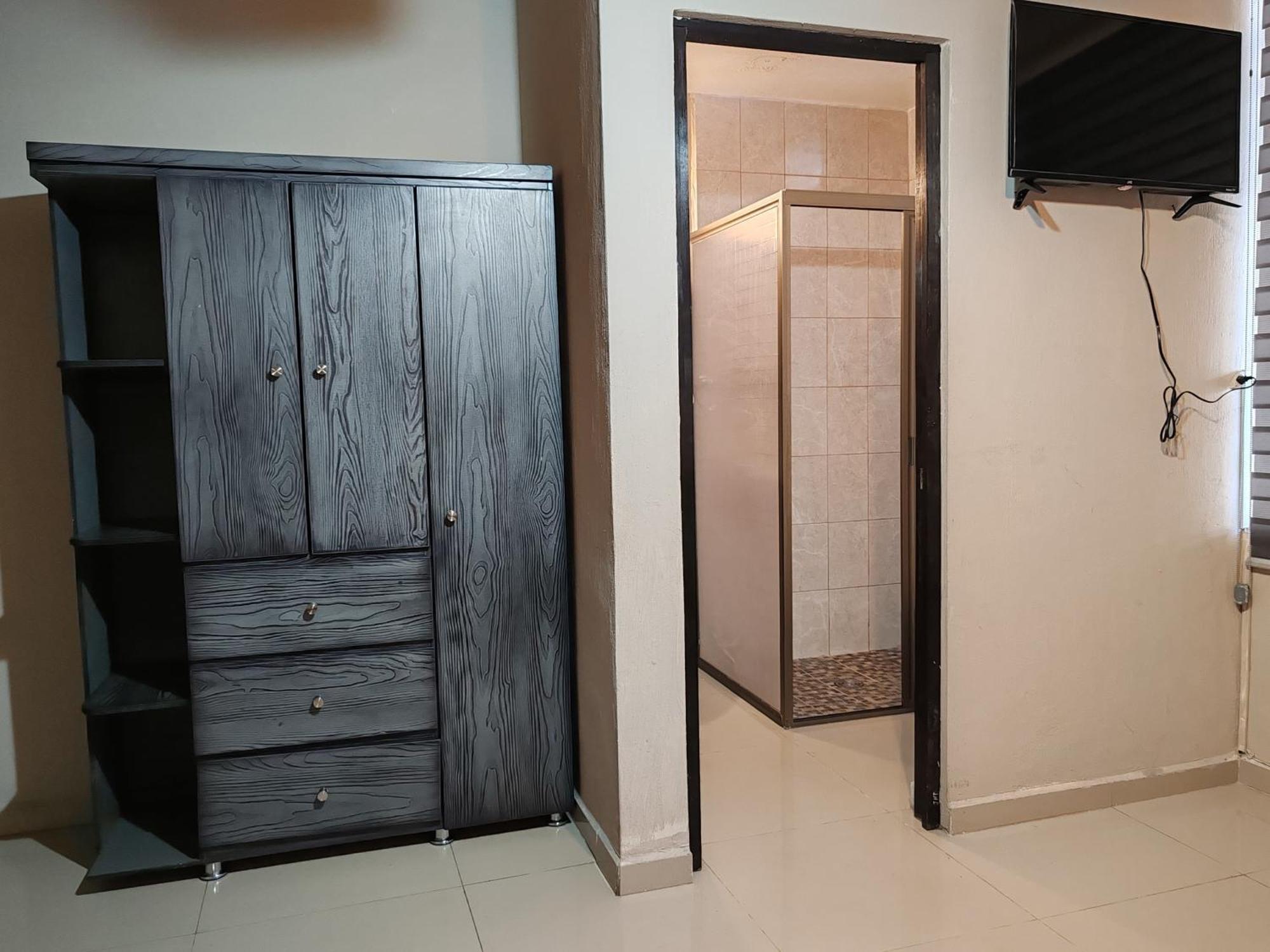 Hostal Vitta Guadalajara Esterno foto