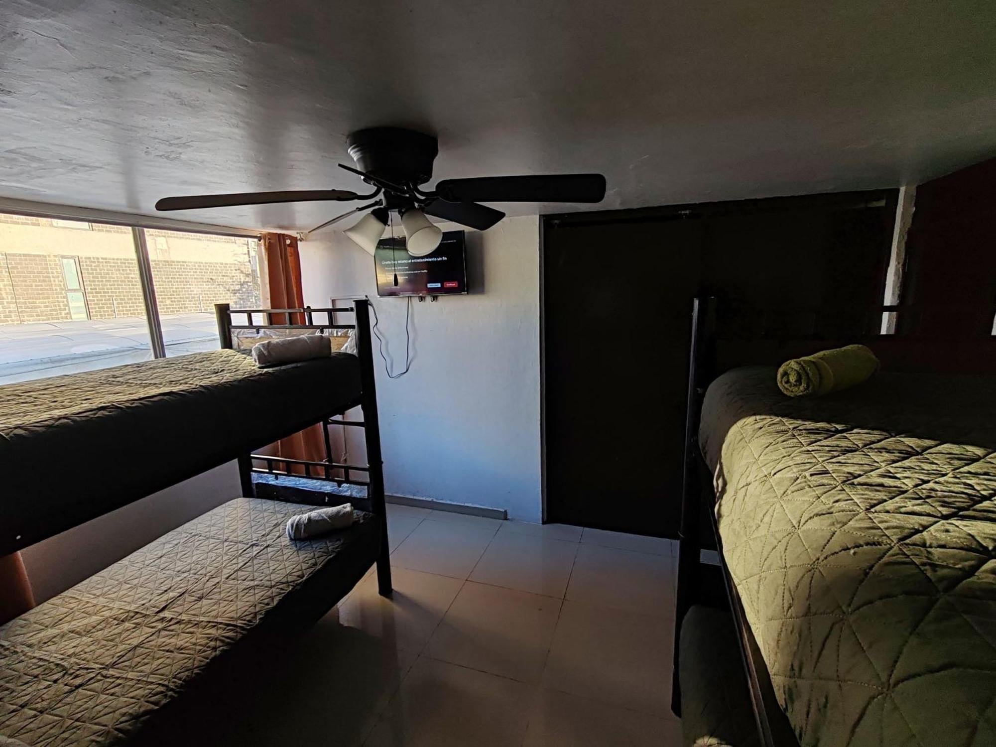 Hostal Vitta Guadalajara Esterno foto