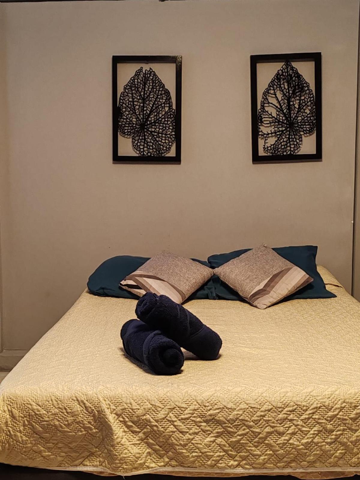 Hostal Vitta Guadalajara Esterno foto